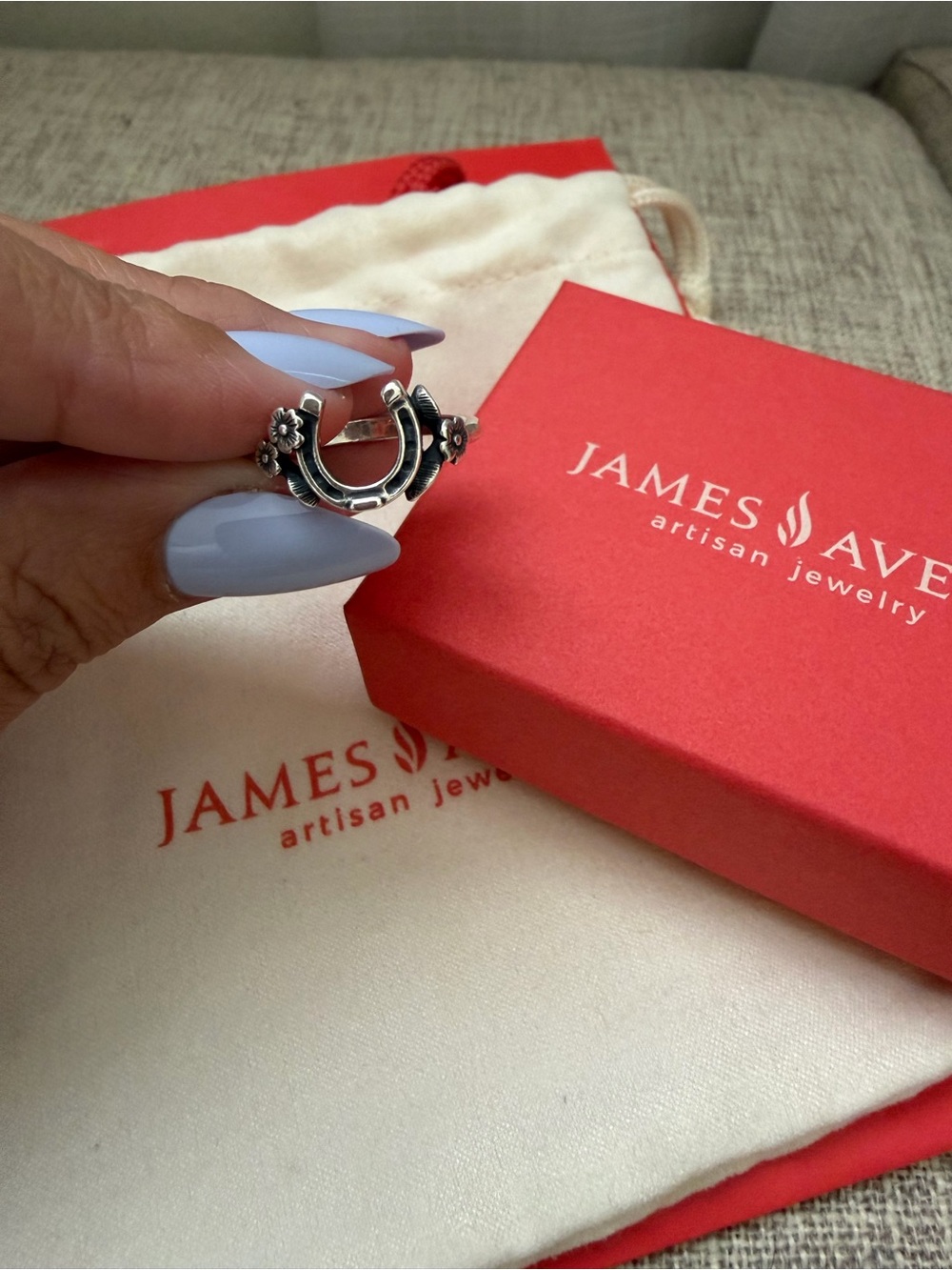 James Avery Floral Horseshoe Ring - Sz 7 - Picture 2 of 3